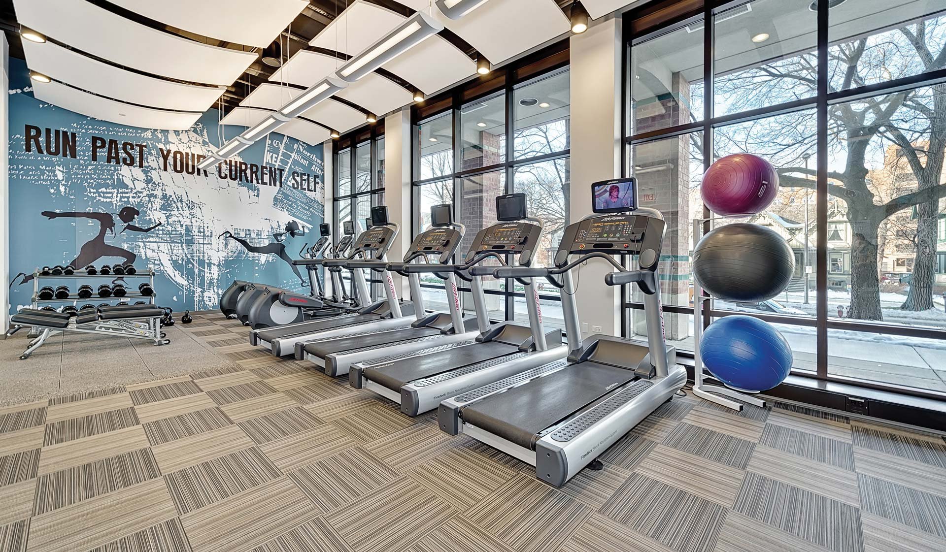 Evanston Place Apartments | Evanston, IL | Featured Amenities Evanston Place Apartments | Evanston, IL | Featured Amenities